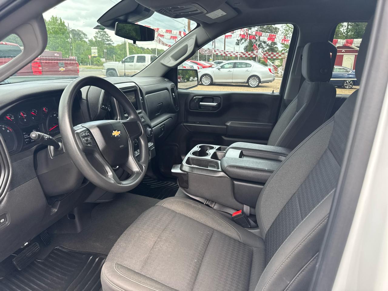 Chevrolet Silverado 1500 Custom Crew Cab 2WD 2022