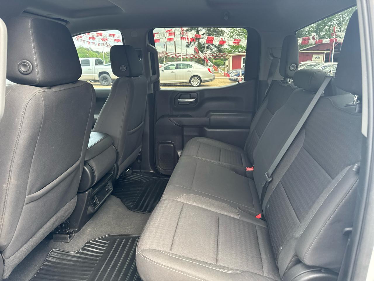 Chevrolet Silverado 1500 Custom Crew Cab 2WD 2022