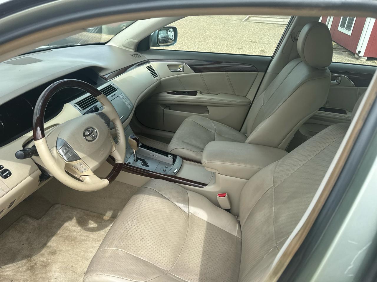 Toyota Avalon Limited 4D Sedan 2008