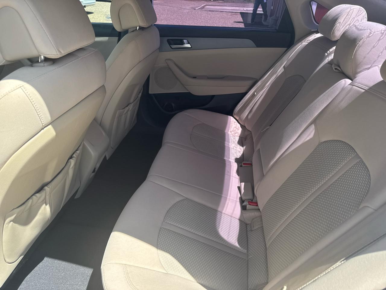 Hyundai Sonata SE 2017