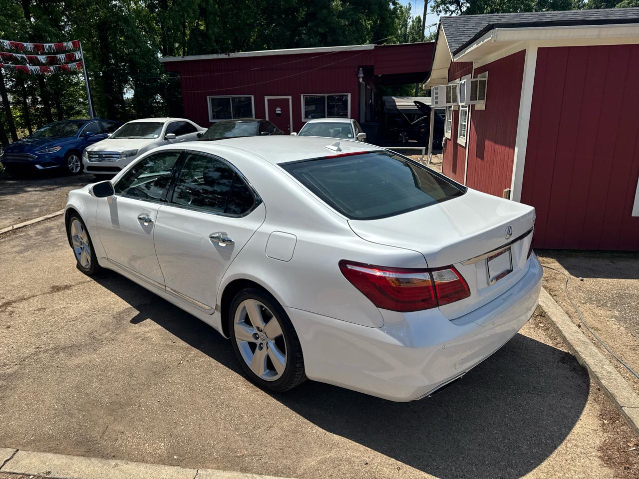 Lexus LS 460 Luxury Sedan 2012
