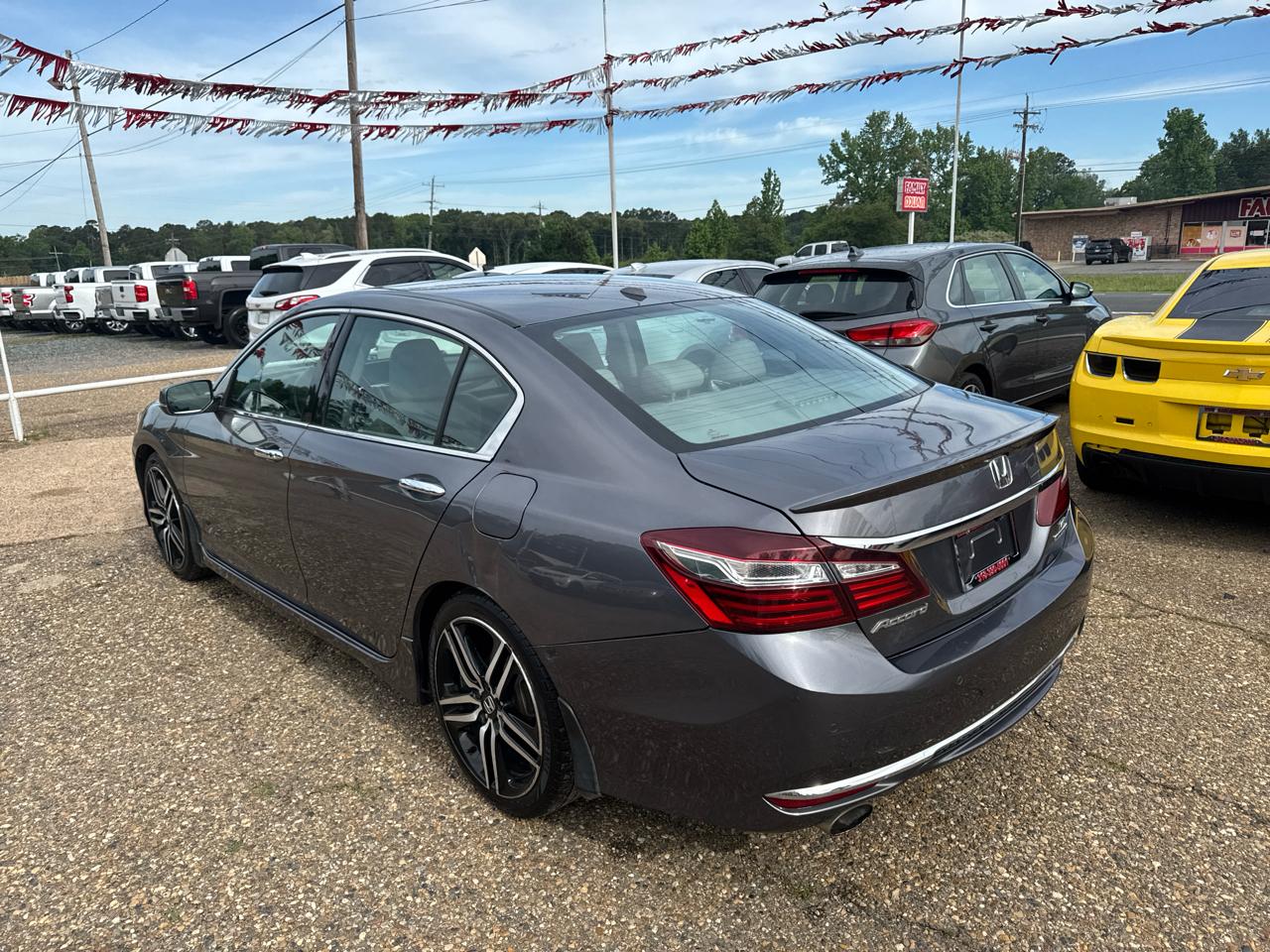 Honda Accord Touring V6 Sedan 6-Spd AT 2017