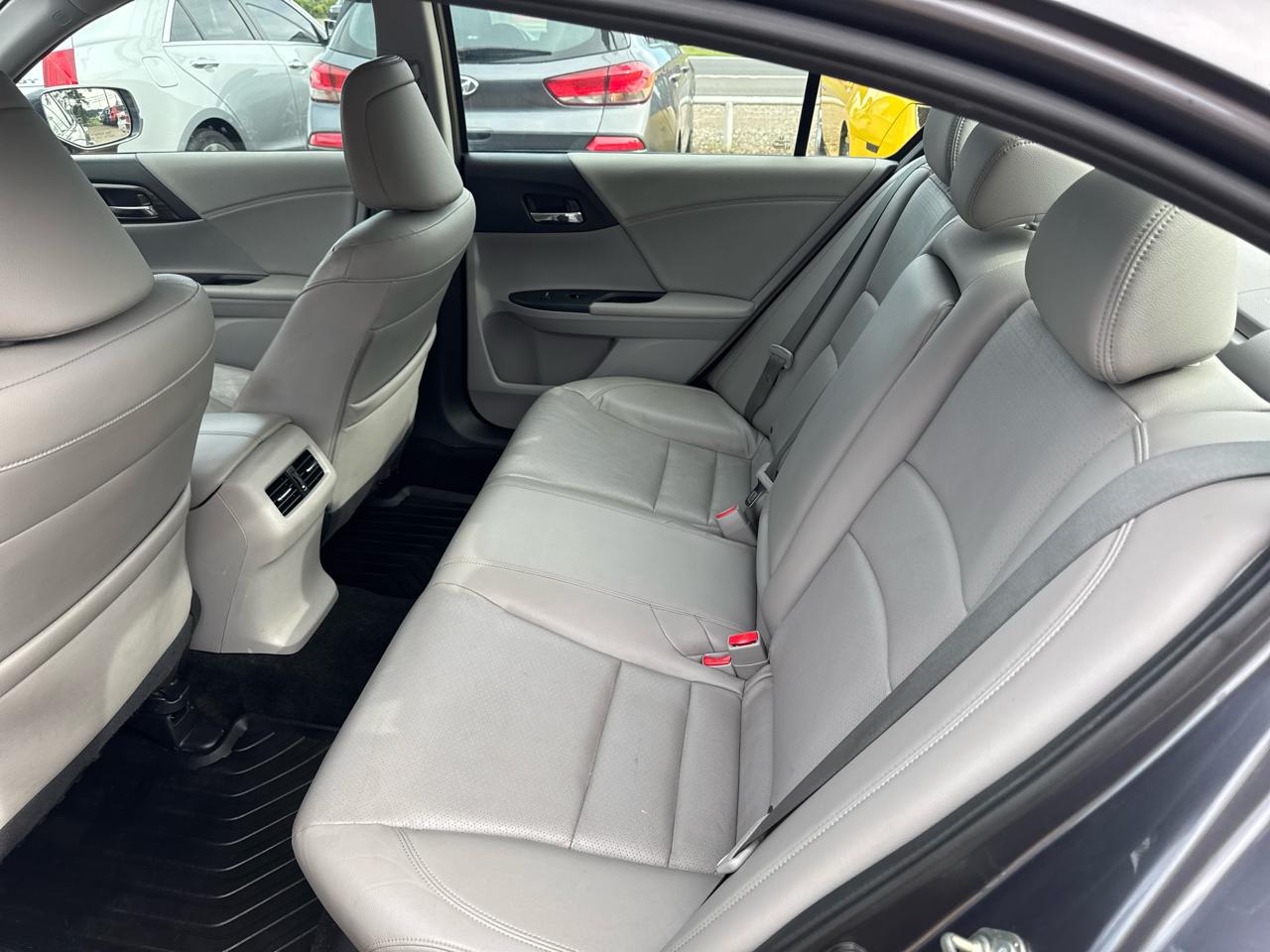 Honda Accord Touring V6 Sedan 6-Spd AT 2017