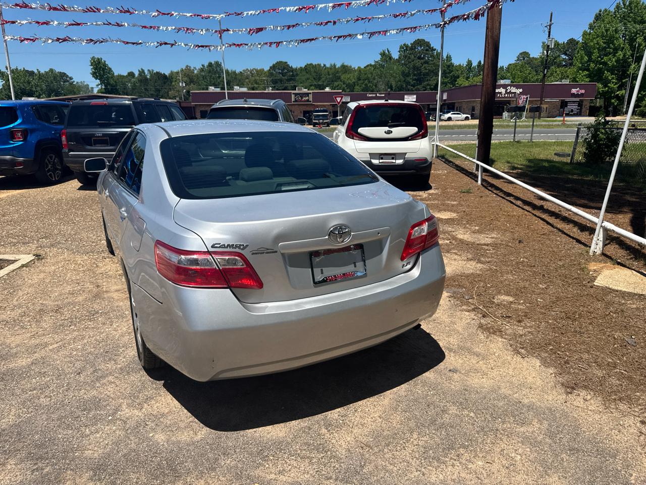 Toyota Camry SE 5-Spd AT 2009