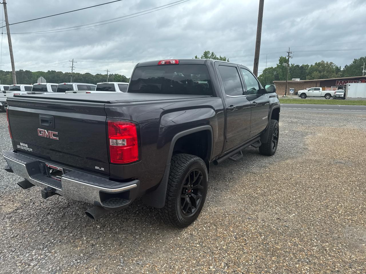 GMC Sierra 1500 SLE Crew Cab Short Box 4WD 2016