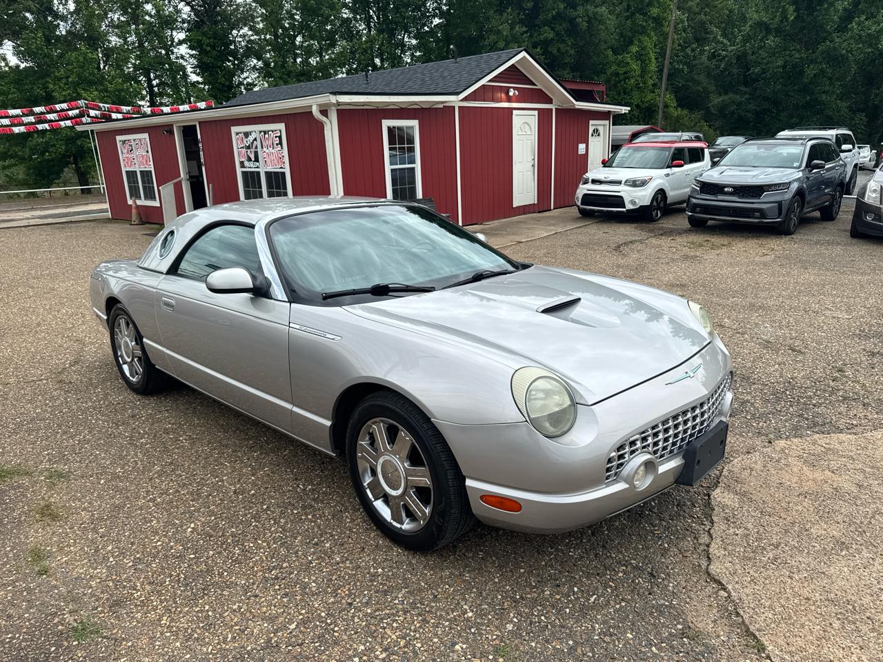 Ford Thunderbird Deluxe 2005
