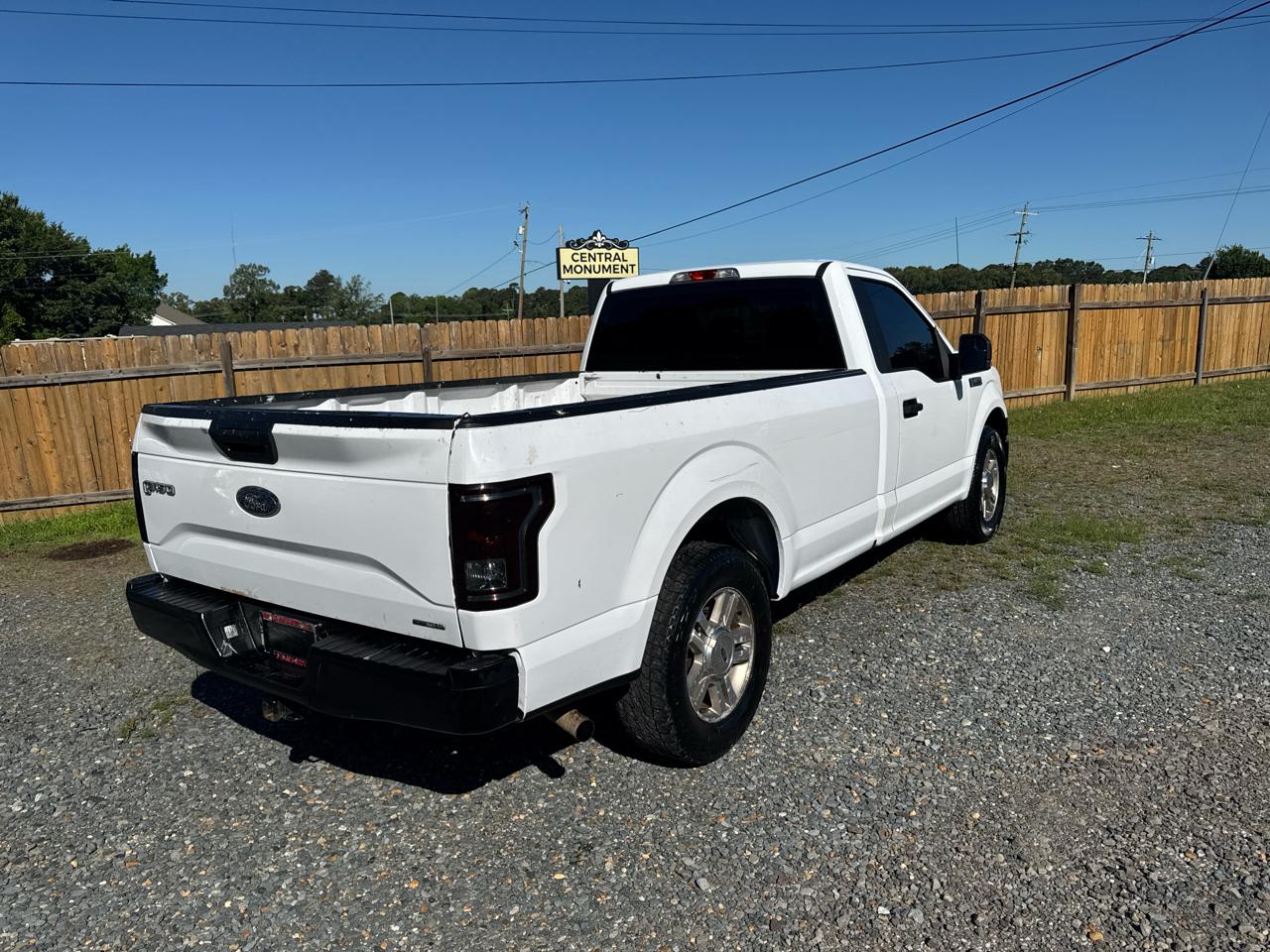 Ford F-150 Reg Cab 126" XL 2016