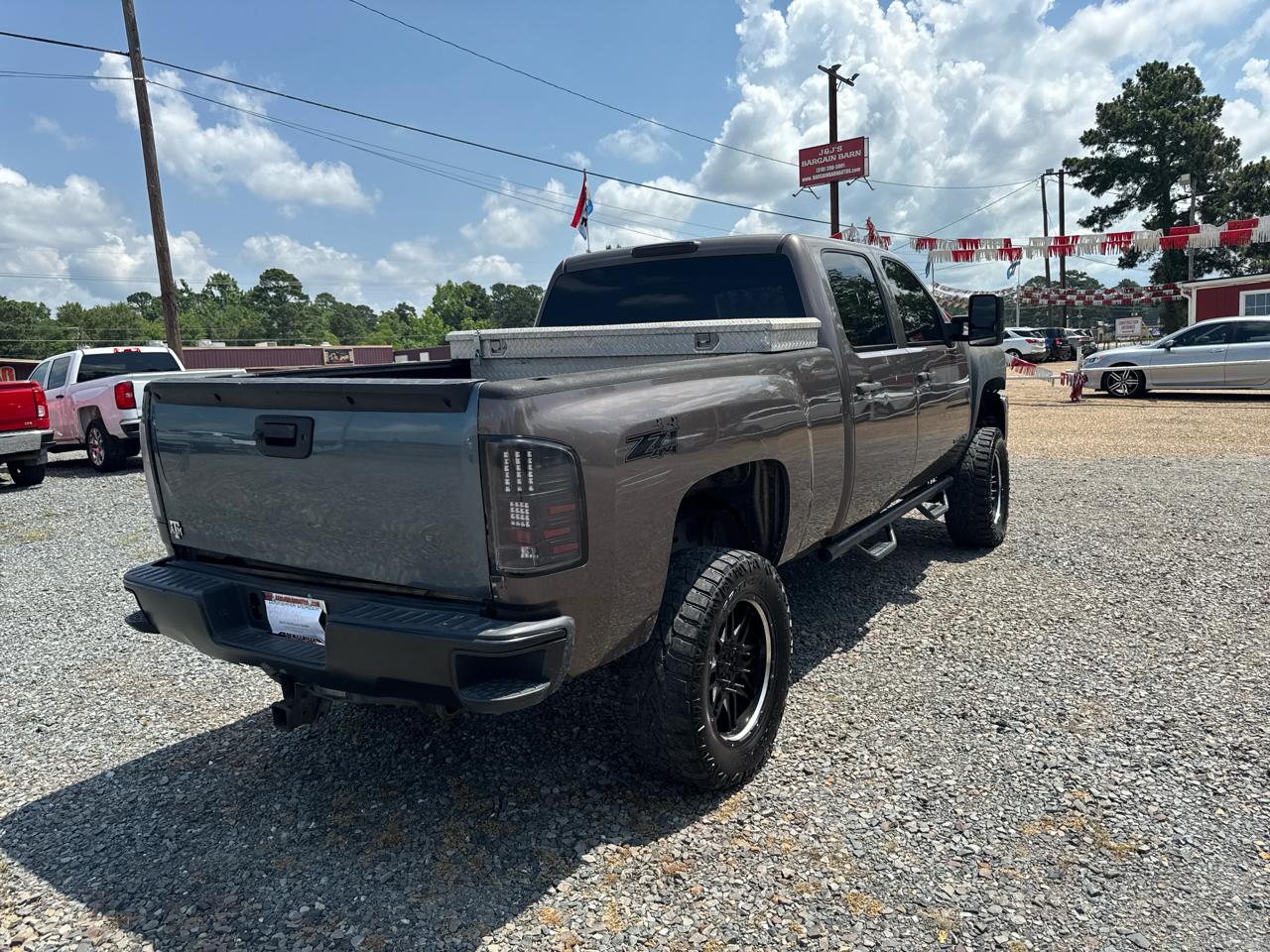 Chevrolet Silverado 2500HD Work Truck Crew Cab Std. Box 4WD 2008