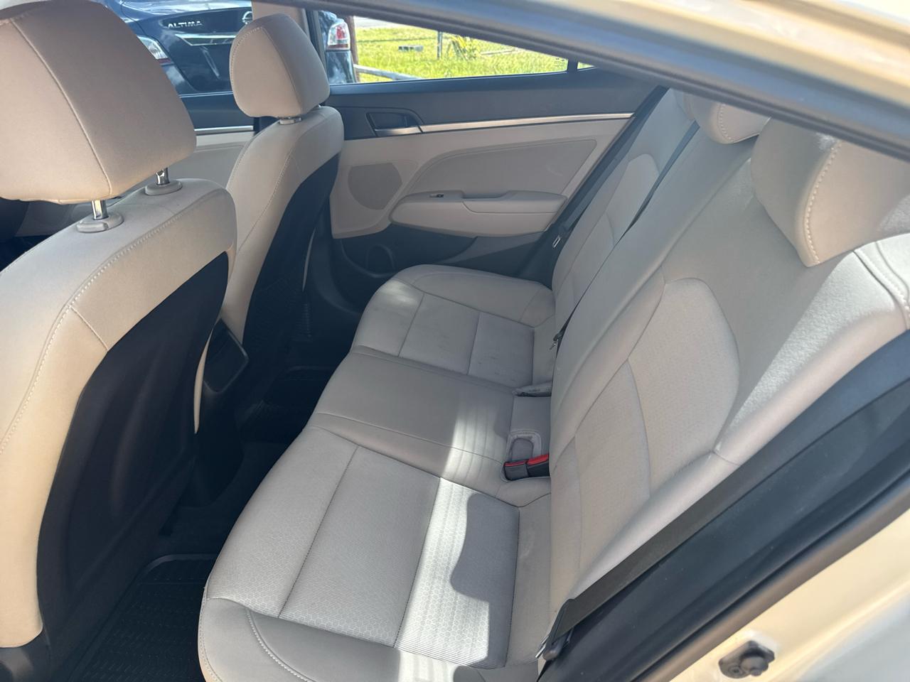 Hyundai Elantra Limited 2018