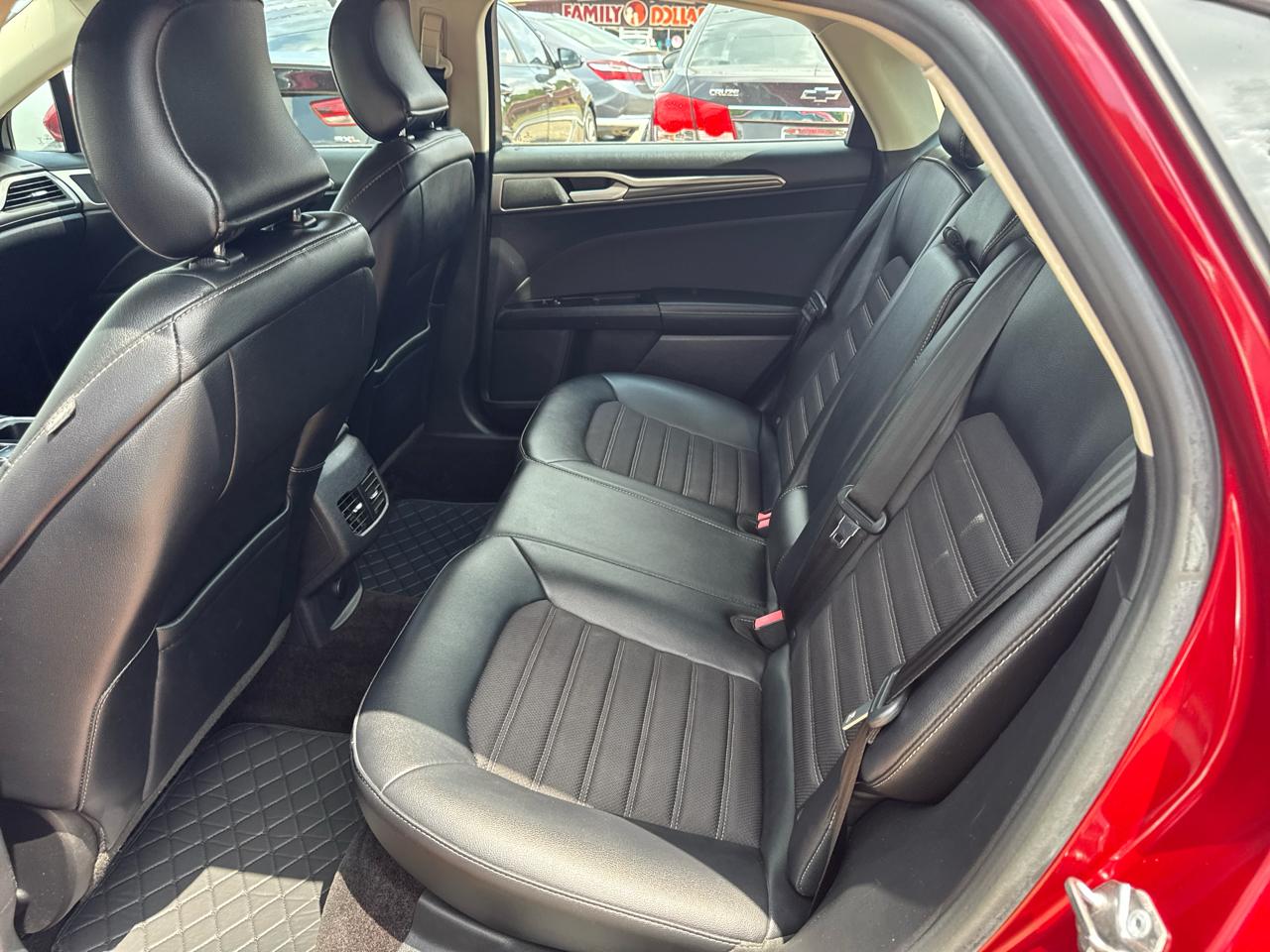 Ford Fusion SE 2017