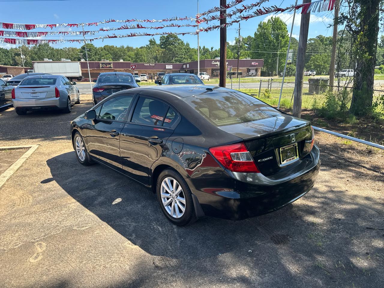 Honda Civic EX Sedan 5-Speed AT 2012