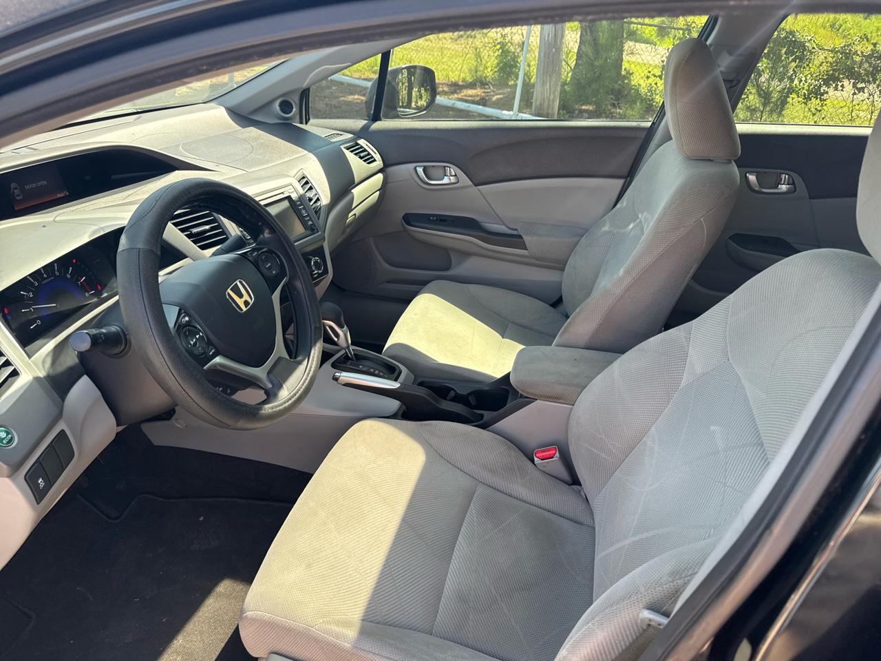 Honda Civic EX Sedan 5-Speed AT 2012