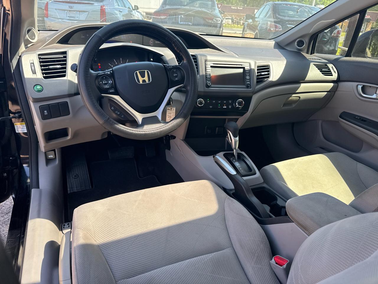 Honda Civic EX Sedan 5-Speed AT 2012