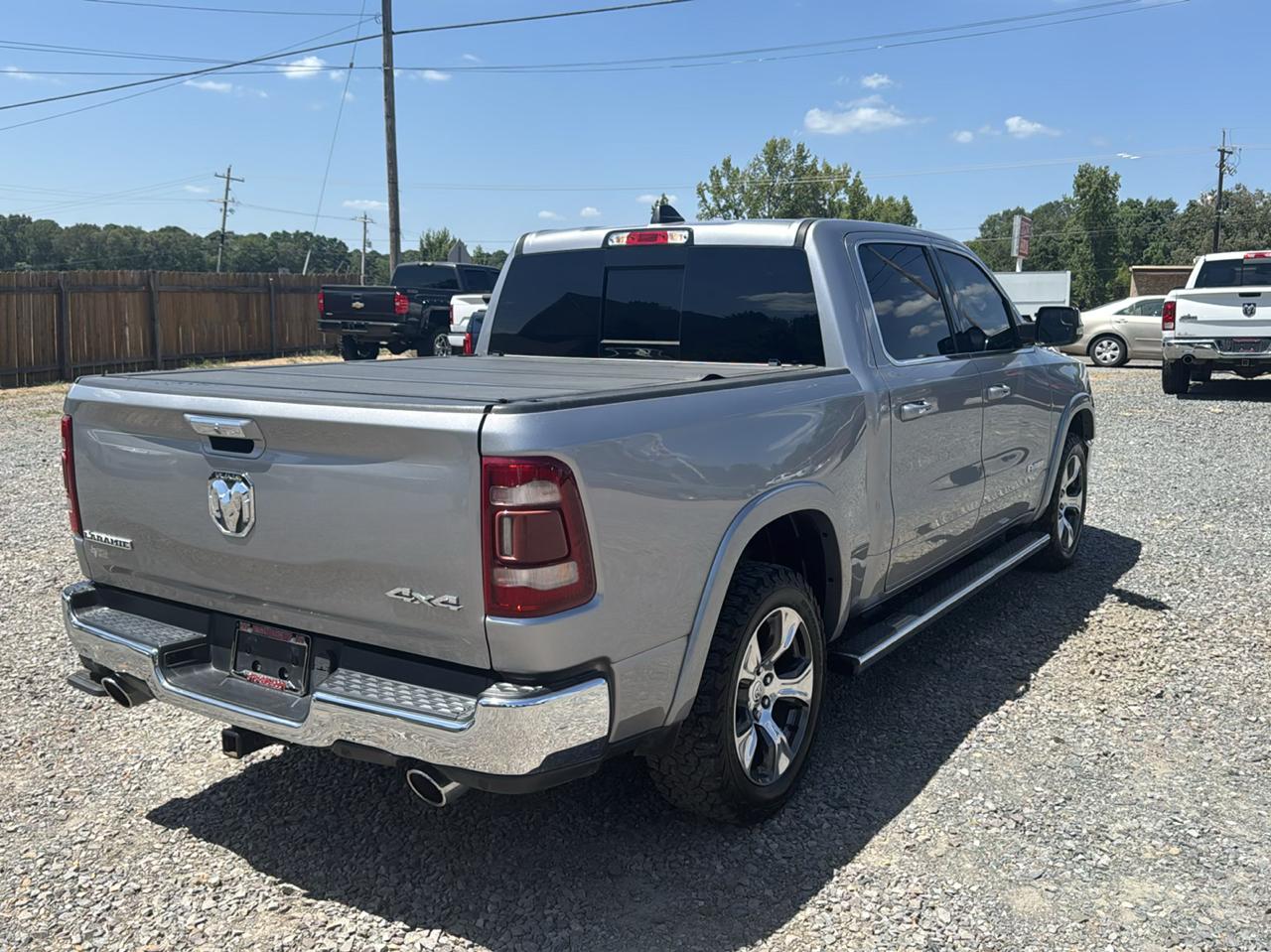RAM 1500 Laramie Crew Cab SWB 4WD 2019