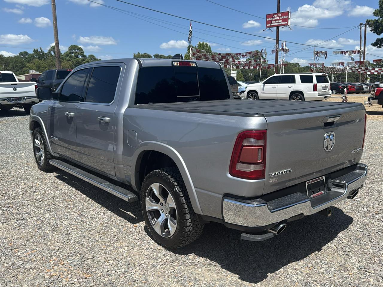 RAM 1500 Laramie Crew Cab SWB 4WD 2019