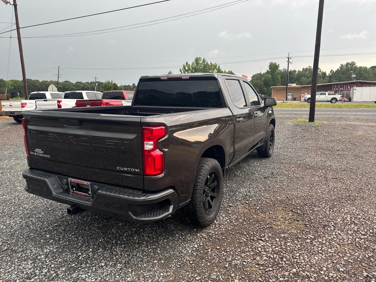 Chevrolet Silverado 1500 Custom Crew Cab Short Box 2WD 2021