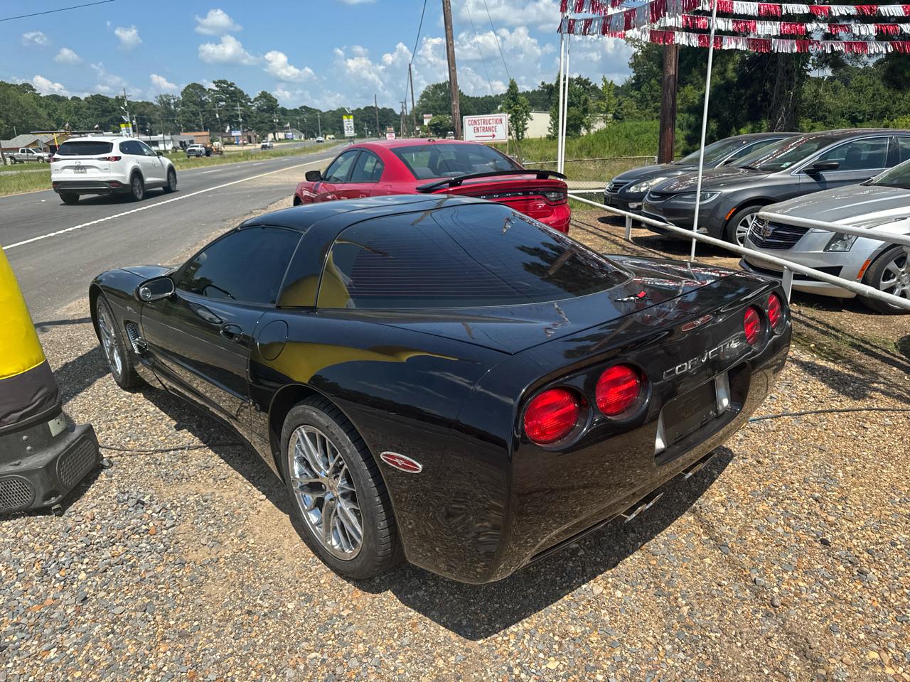Chevrolet Corvette Coupe 2004