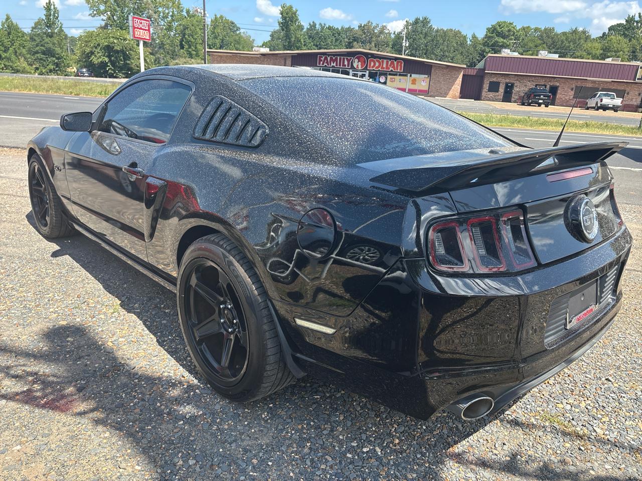 Ford Mustang GT Coupe 2013