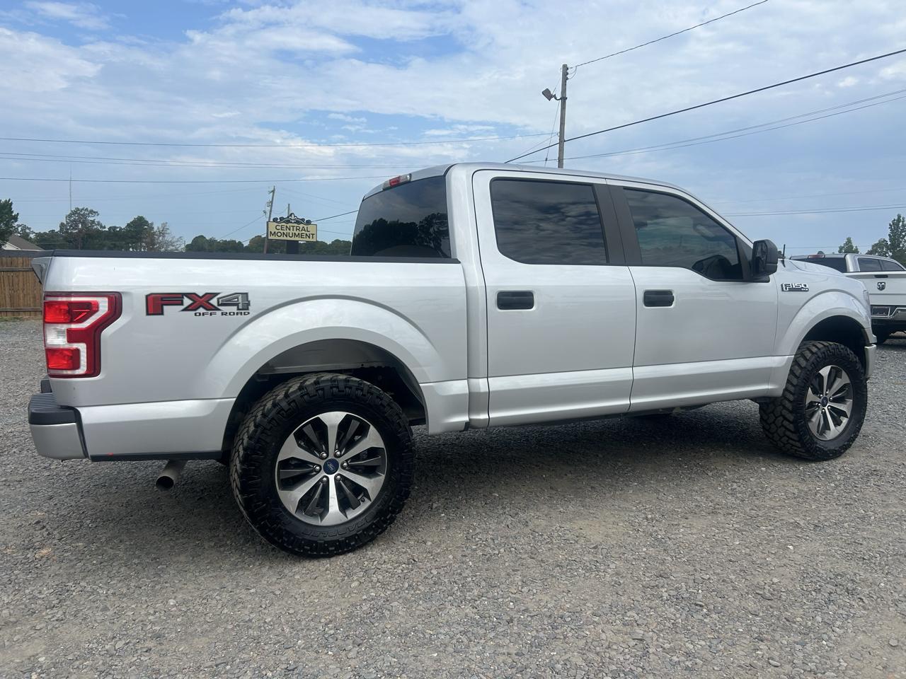 Ford F-150 4WD SuperCrew 145" STX 2019