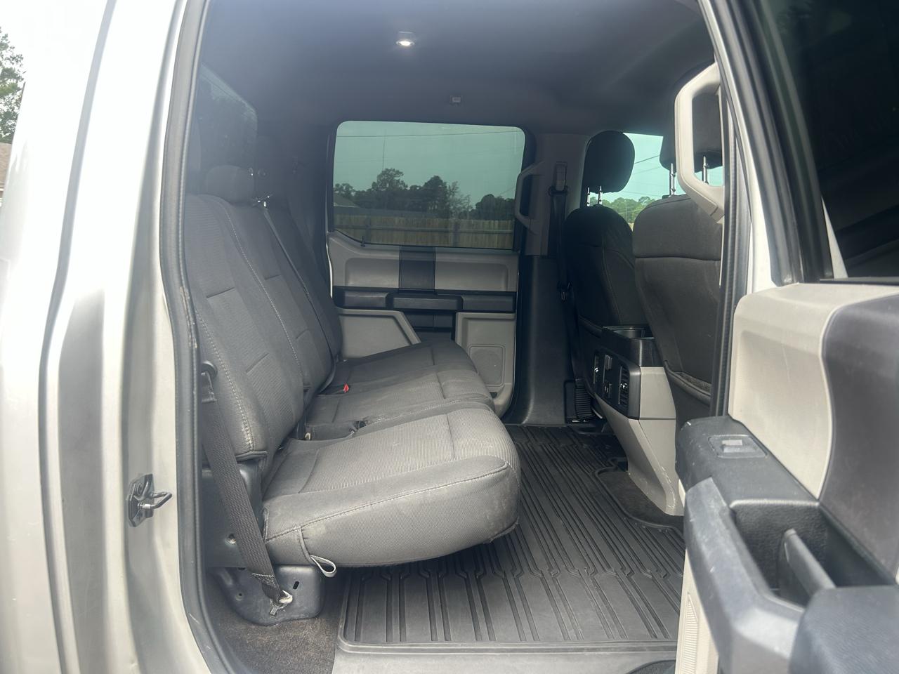 Ford F-150 4WD SuperCrew 145" STX 2019