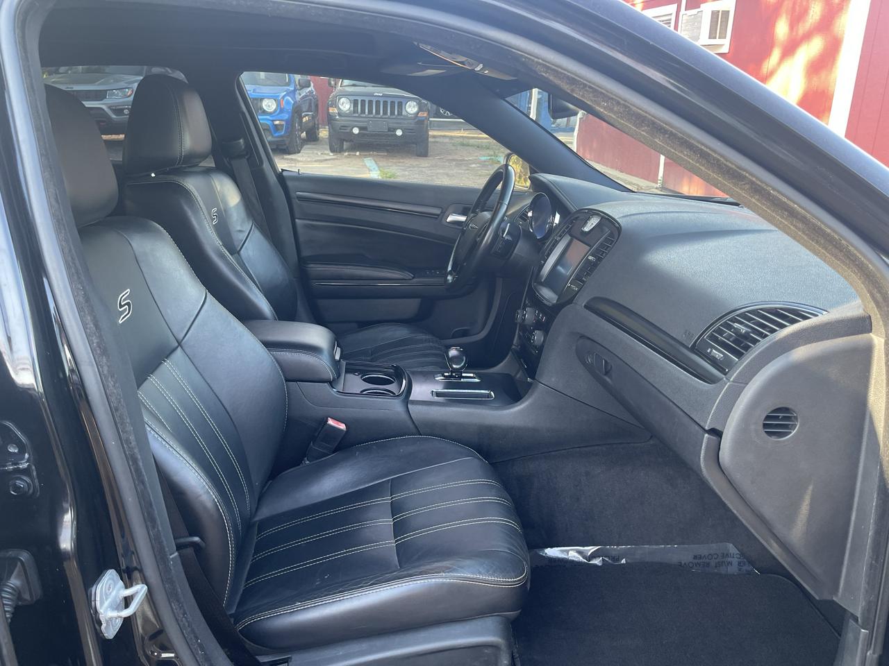 Chrysler 300 S V6 RWD 2013
