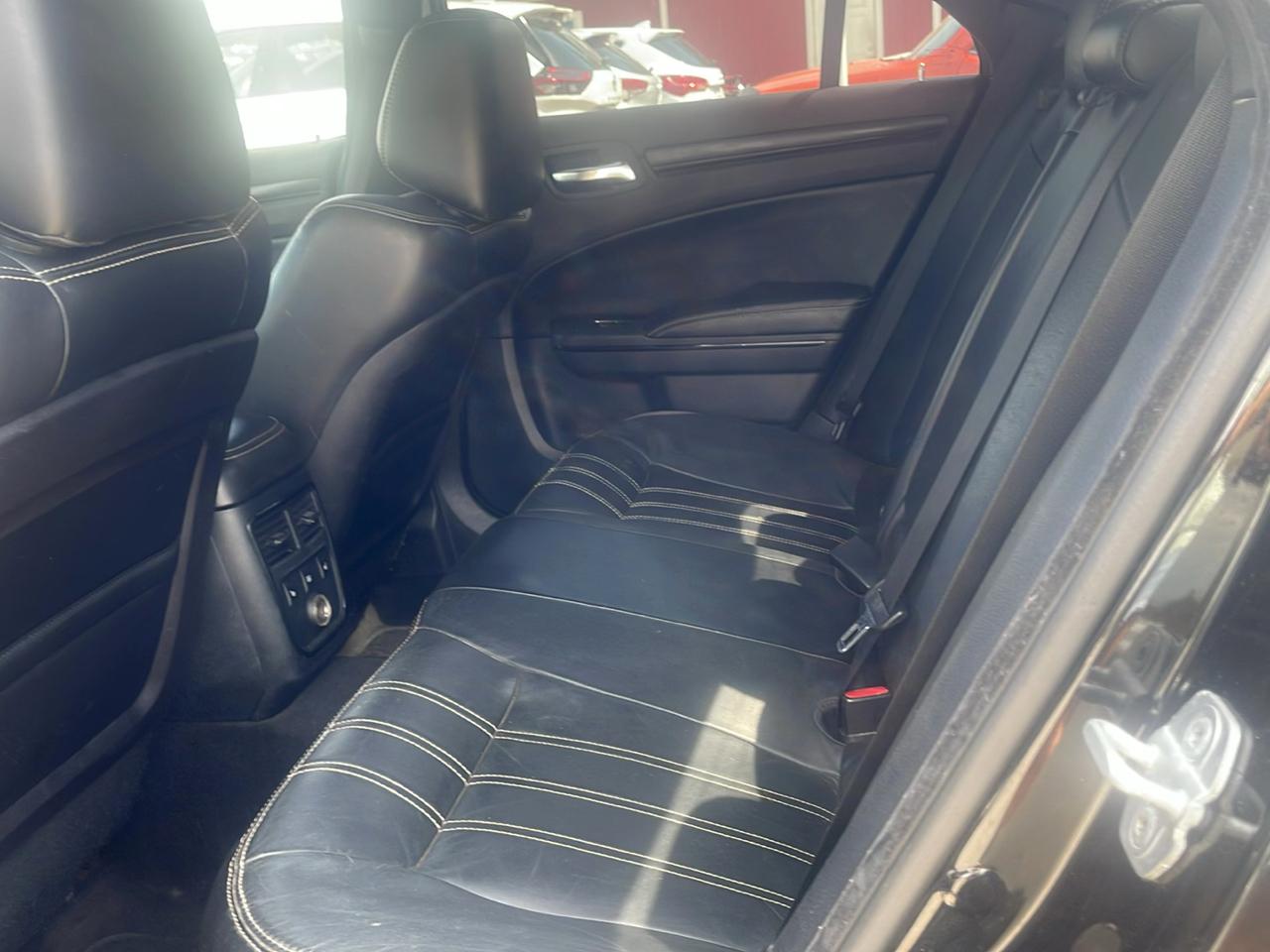 Chrysler 300 S V6 RWD 2013