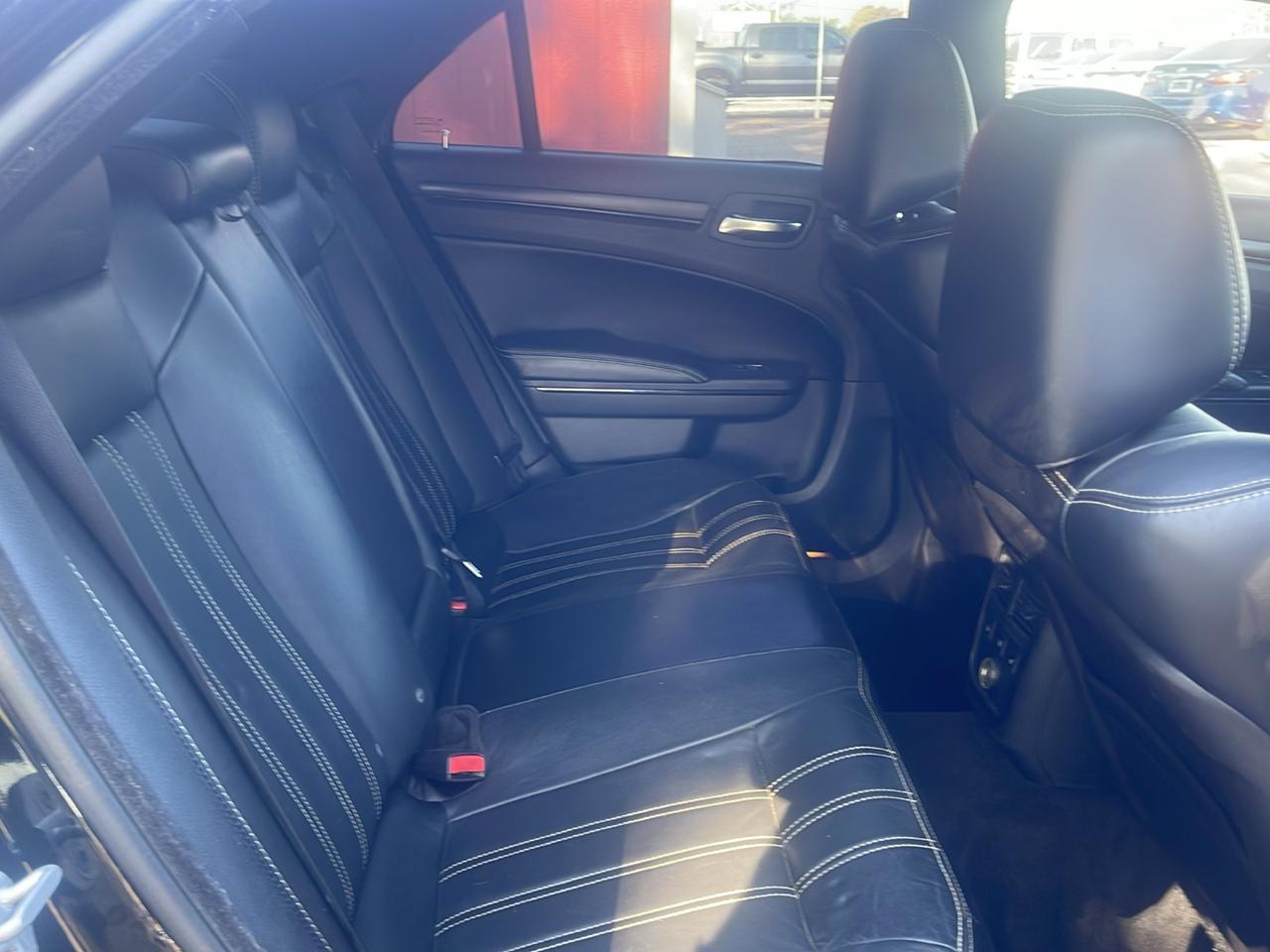 Chrysler 300 S V6 RWD 2013