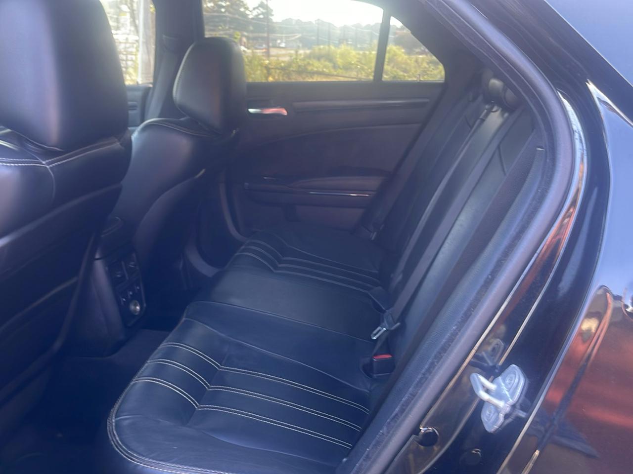 Chrysler 300 S V6 RWD 2013