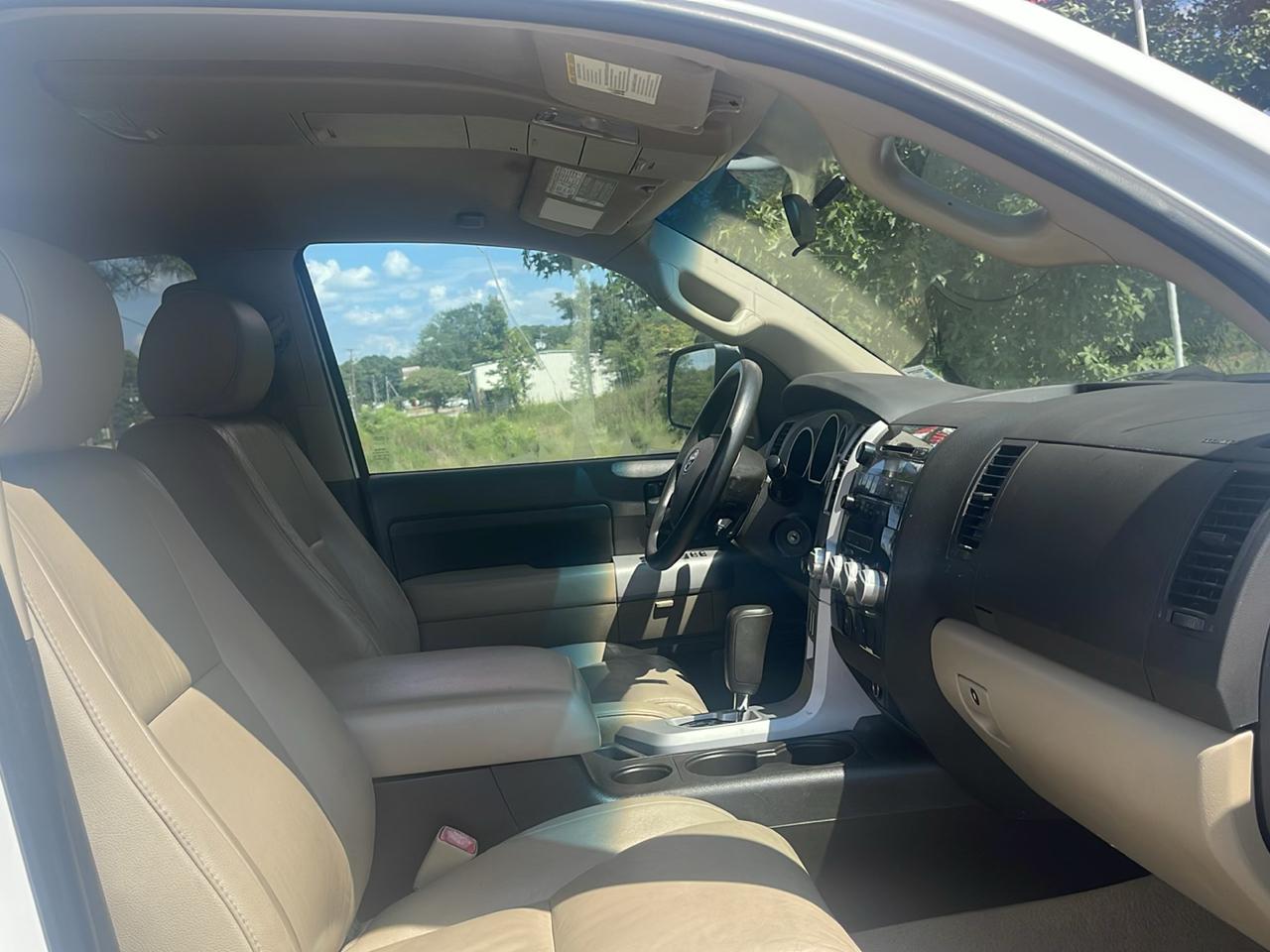 Toyota Tundra SR5 Double Cab 6AT 2WD 2007