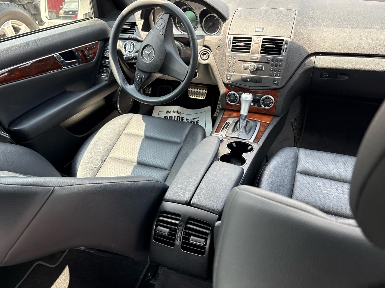 Mercedes-Benz C-Class C300 Sport Sedan 2011