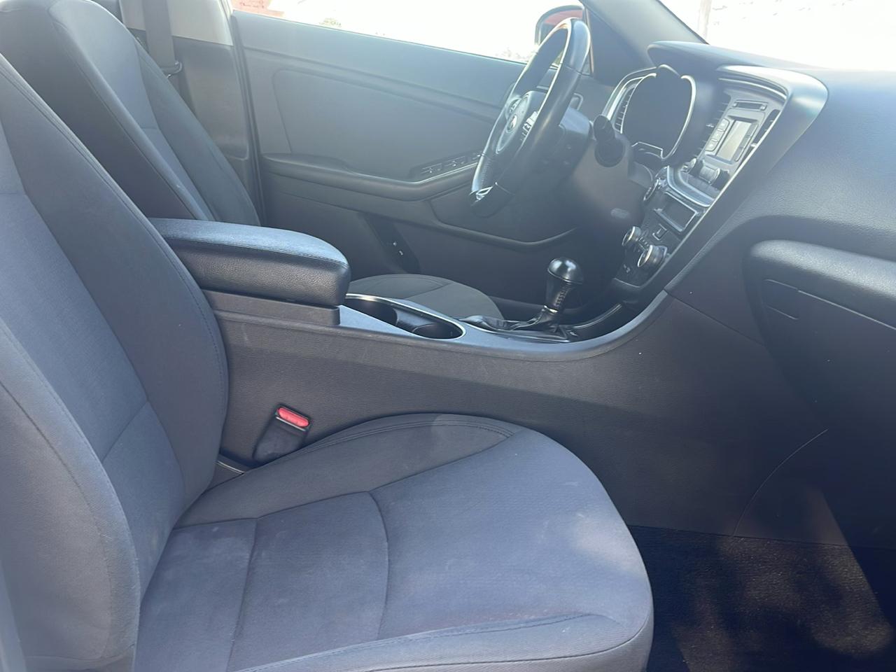 Kia Optima Hybrid LX 2014