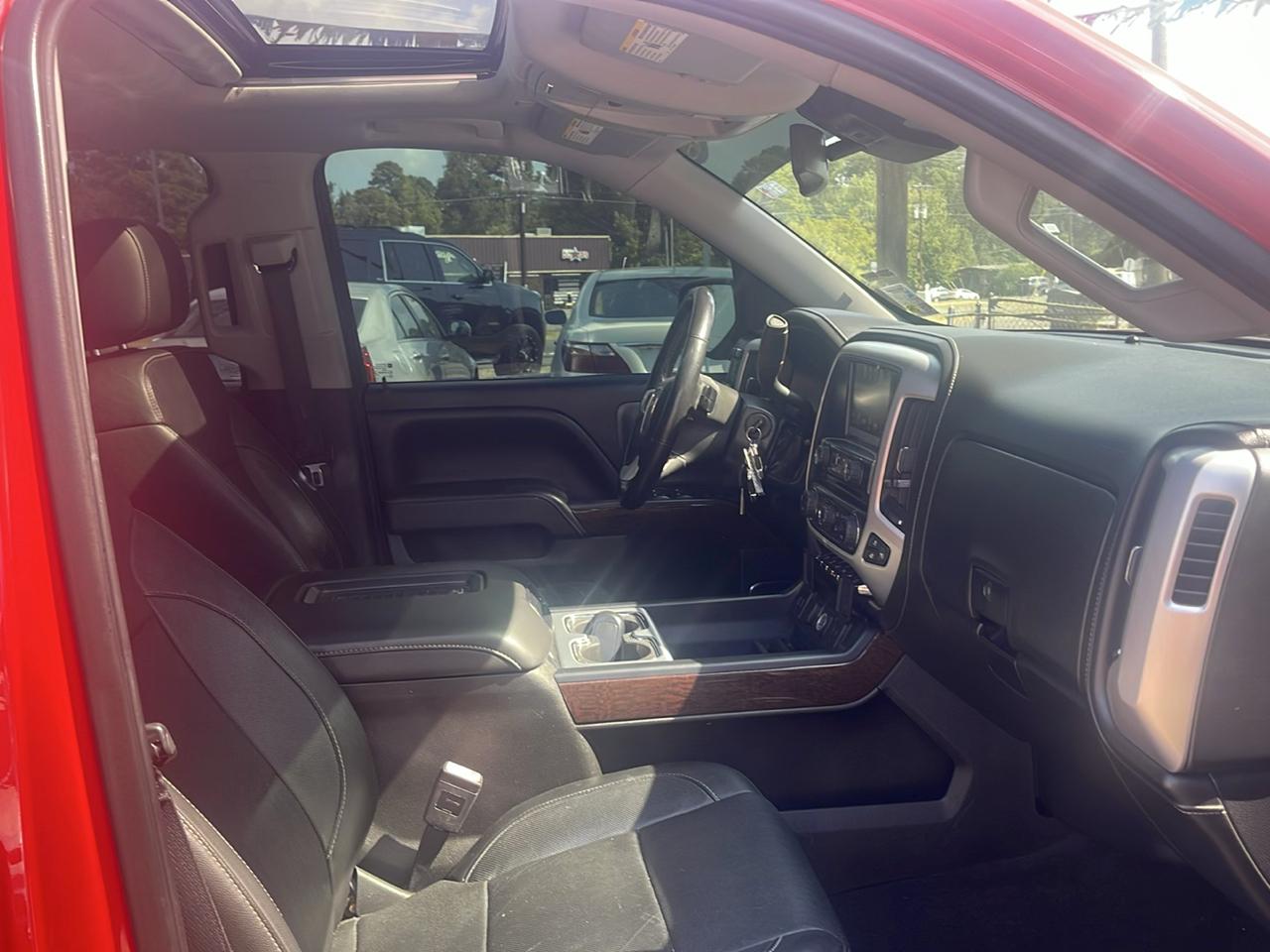 GMC Sierra 1500 4WD Crew Cab 143.5" SLT 2017