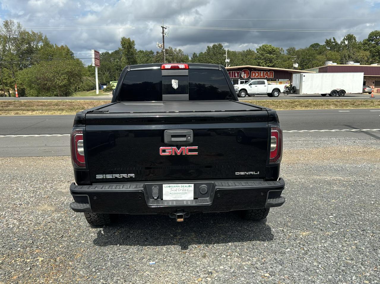 GMC Sierra 1500 4WD Crew Cab 143.5" Denali 2018
