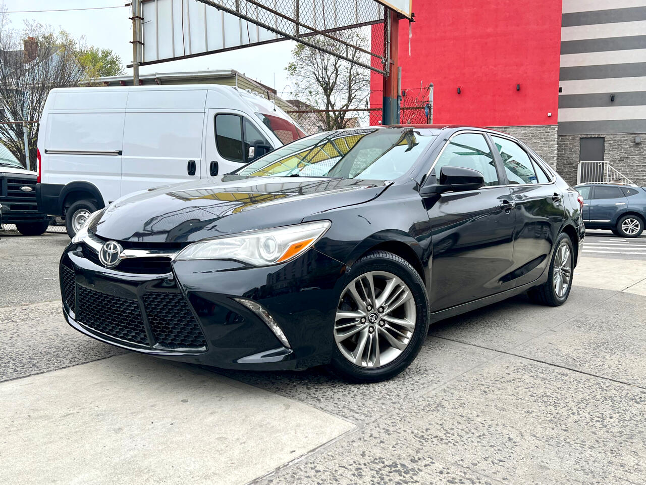 2015 Toyota Camry 4dr Sdn I4 Auto XLE (Natl)