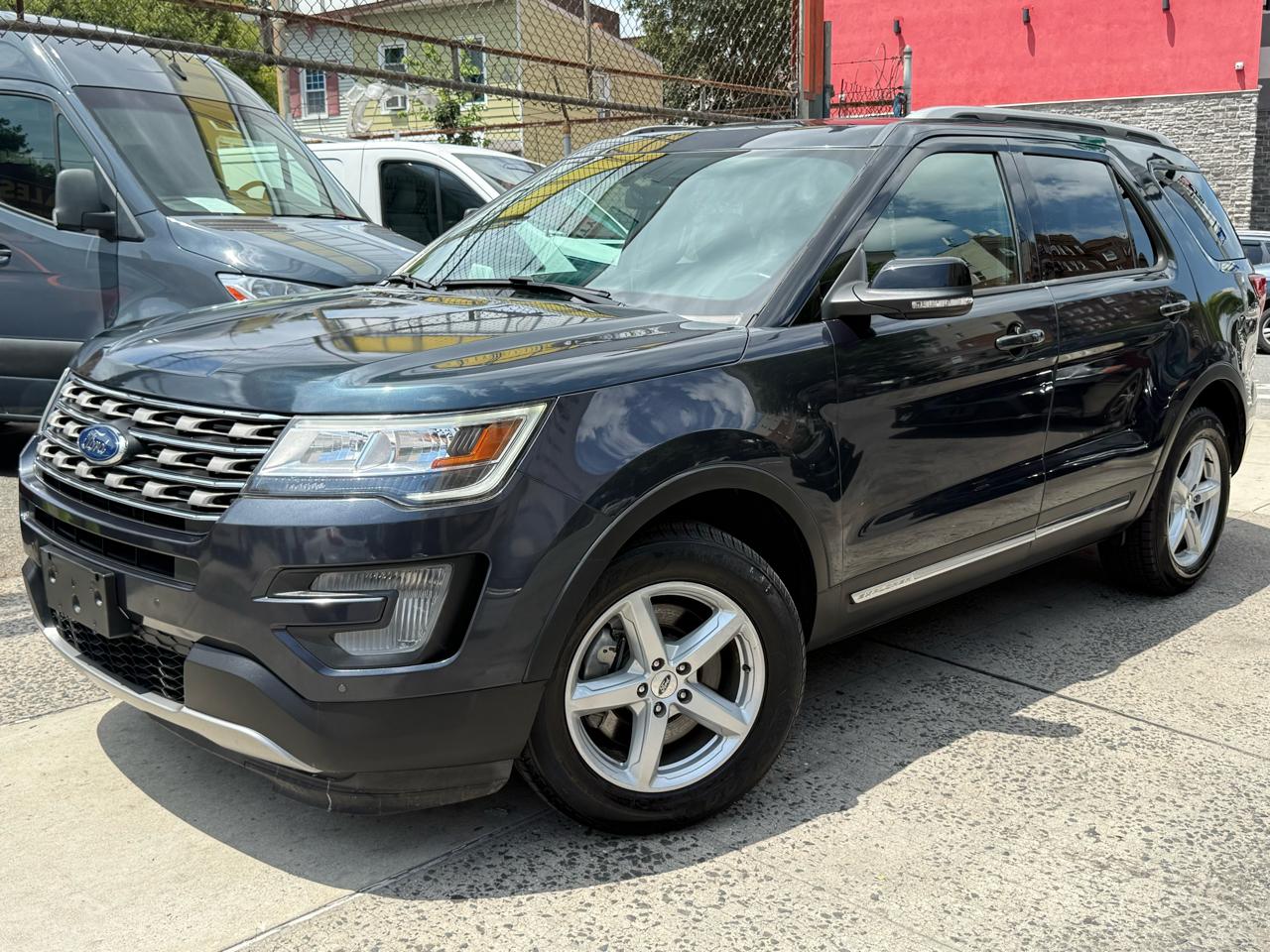 2017 Ford Explorer XLT 4WD