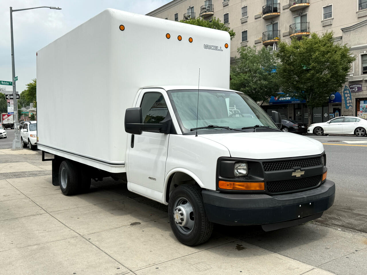Chevrolet Express Commercial Cutaway 4500 Van 159" 2014 Chevrolet Express Commercial Cutaway 4500 Van 159" 2014