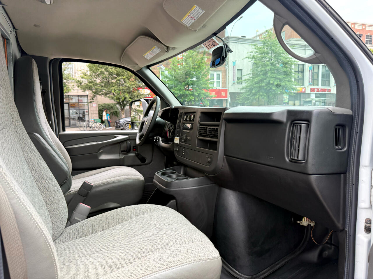Chevrolet Express Commercial Cutaway 4500 Van 159" 2014 Chevrolet Express Commercial Cutaway 4500 Van 159" 2014