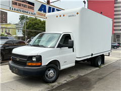 2014 Chevrolet Express Commercial Cutaway 