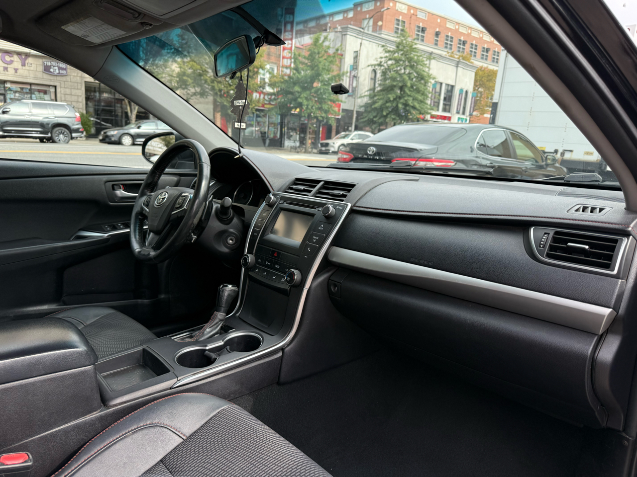 Toyota Camry 4dr Sdn I4 Auto SE w/Special Edition Pkg (Natl) 2016 Toyota Camry 4dr Sdn I4 Auto SE w/Special Edition Pkg (Natl) 2016