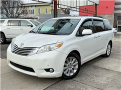 2012 Toyota Sienna 