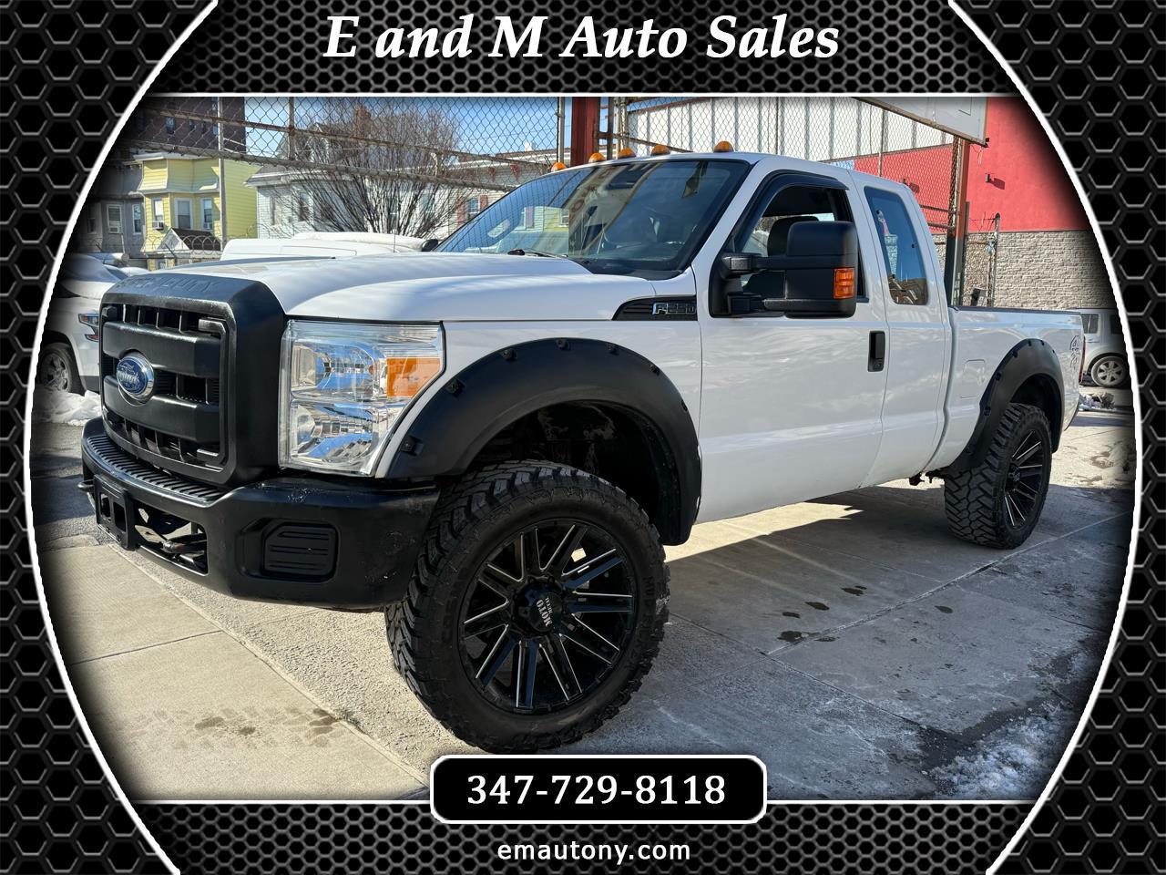 2013 Ford Super Duty F-250 SRW 4WD SuperCab 142" Lariat