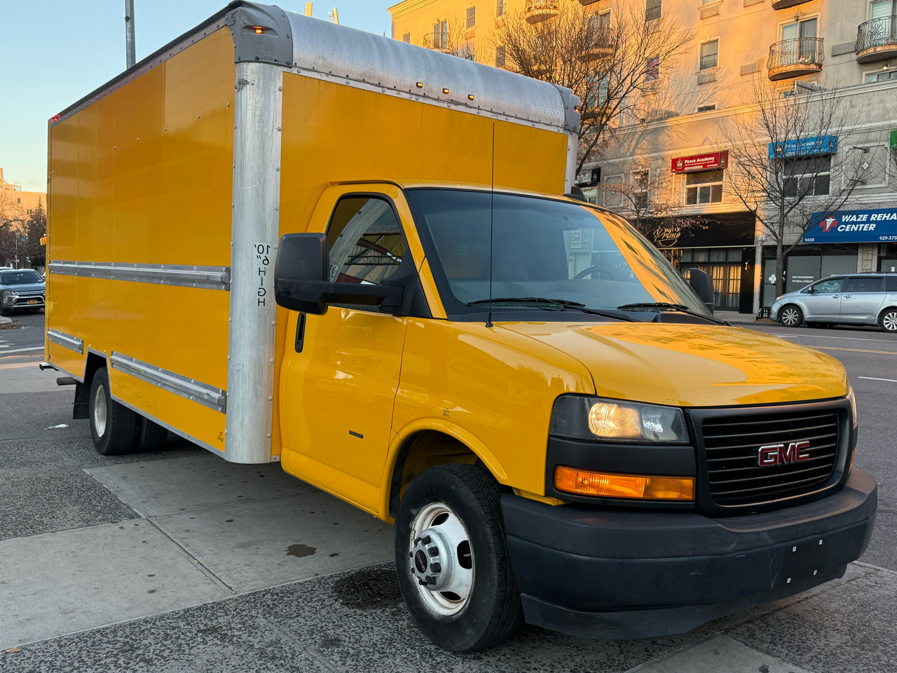 2018 Gmc Savana Cutaway 3500 photo 3