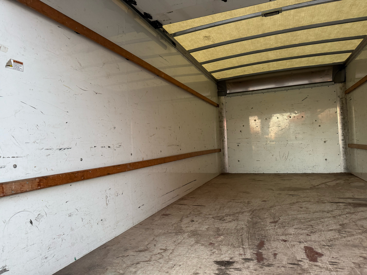 GMC Savana Commercial Cutaway 3500 Van 177" 2018