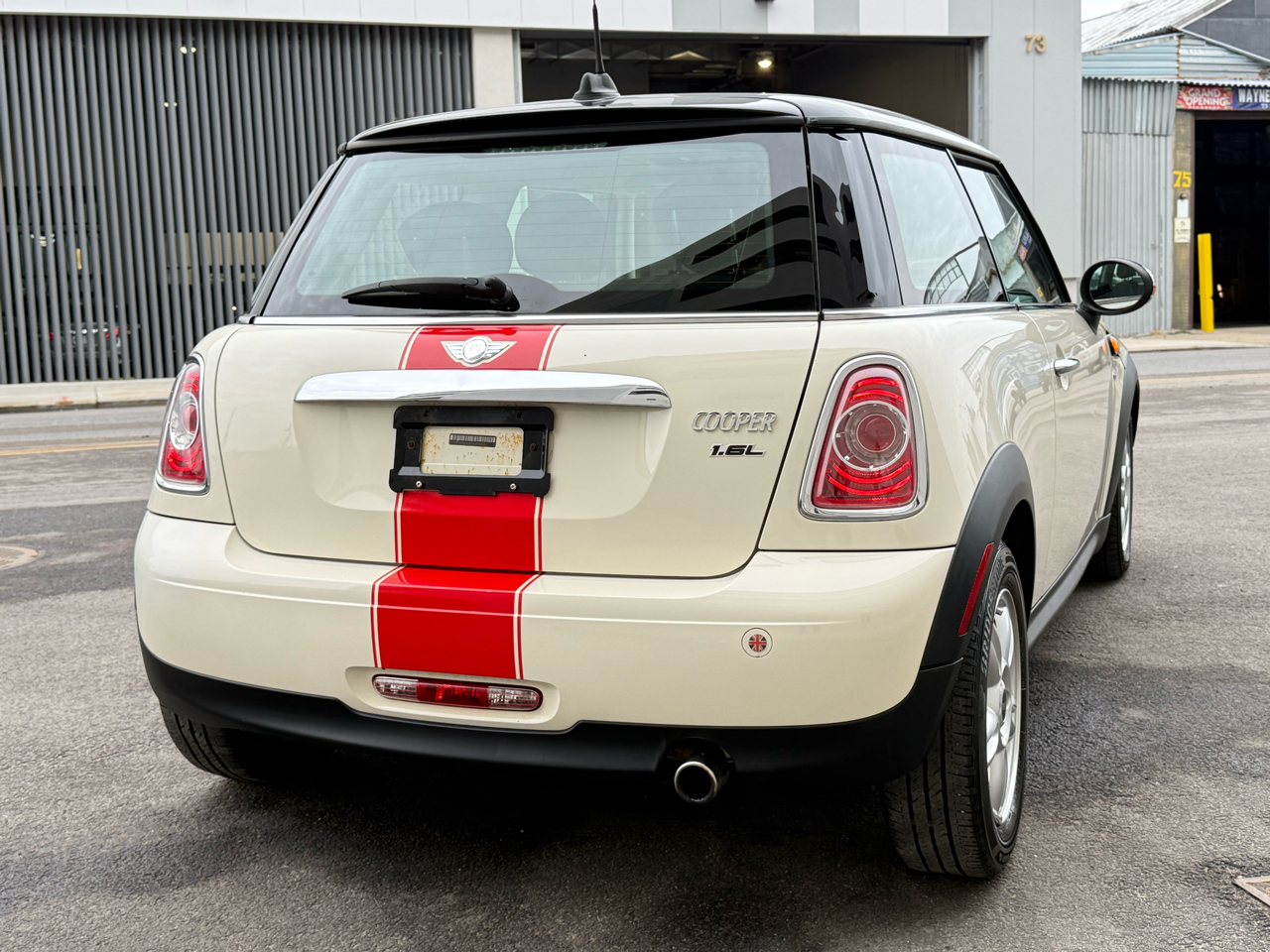 MINI Cooper Hardtop 2dr Cpe 2012