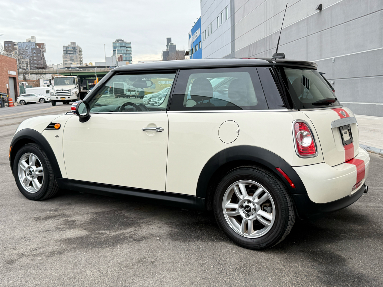 MINI Cooper Hardtop 2dr Cpe 2012