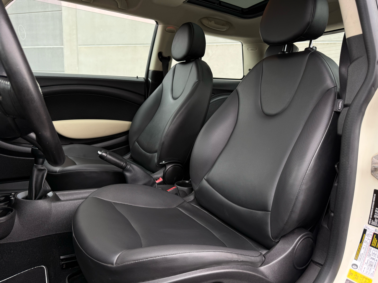 MINI Cooper Hardtop 2dr Cpe 2012