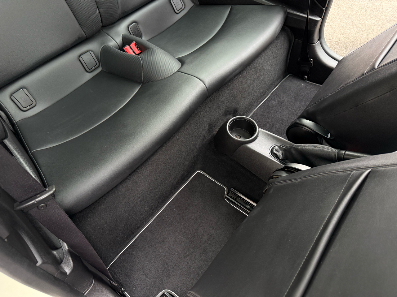 MINI Cooper Hardtop 2dr Cpe 2012