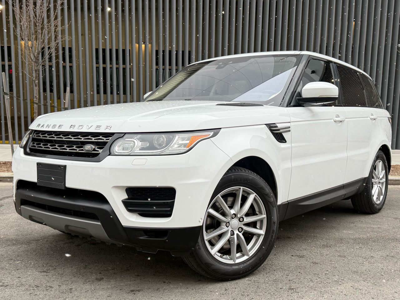 2017 Land Rover Range Rover Sport V6 Supercharged SE