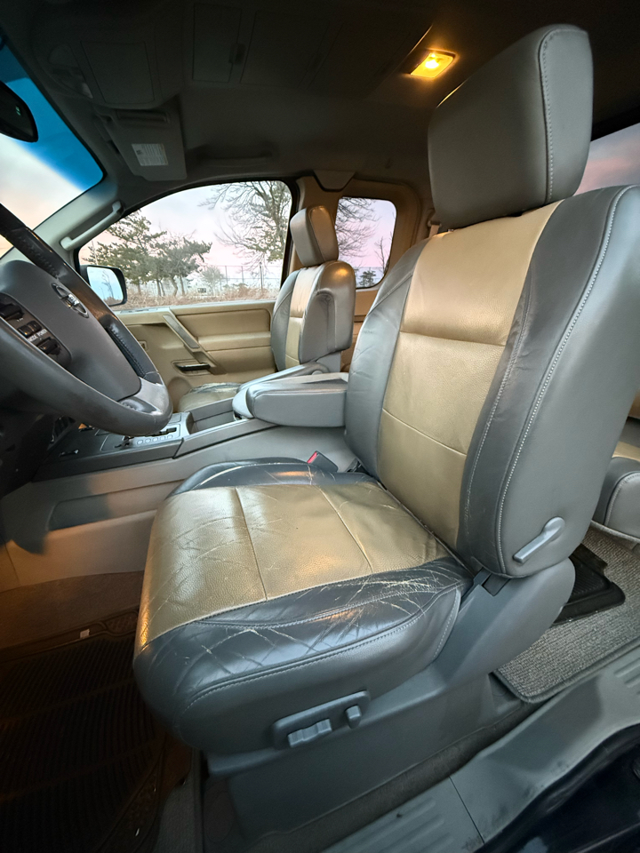 Nissan Titan LE King Cab 4WD 2004