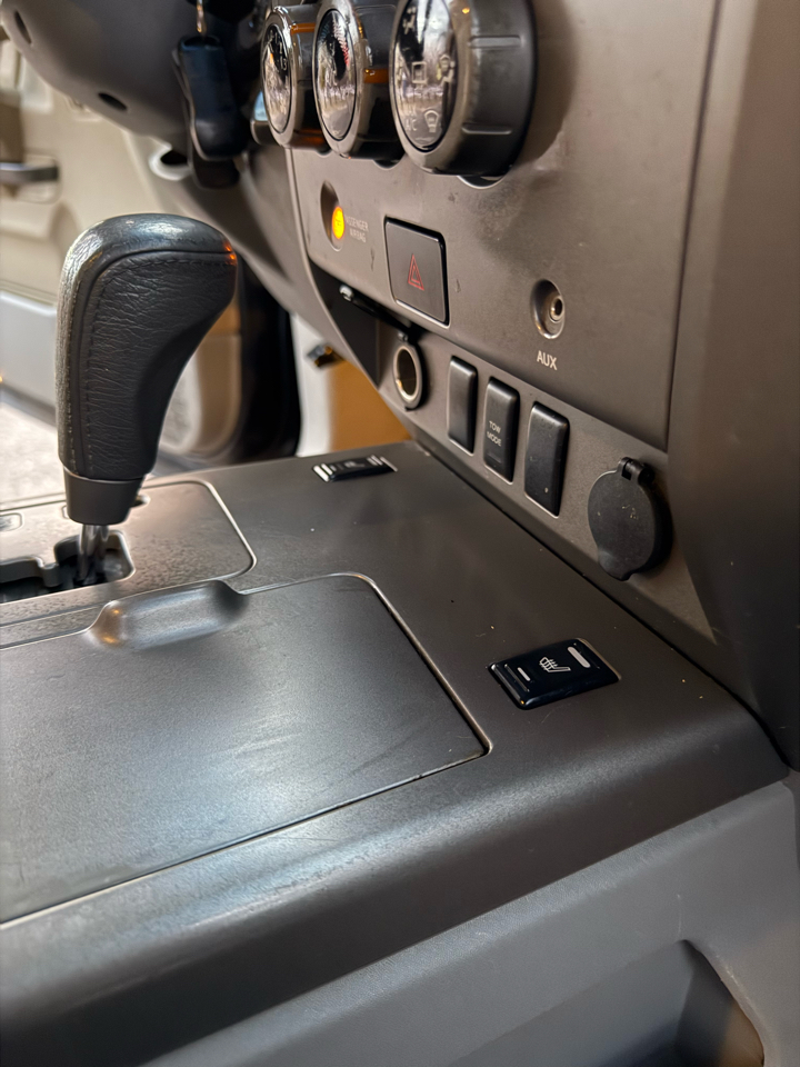 Nissan Titan LE King Cab 4WD 2004